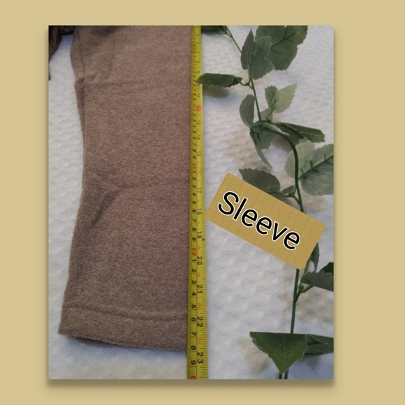 ADOLFO Sport Vintage Pullover Sweater NWT - Picture 4 of 6